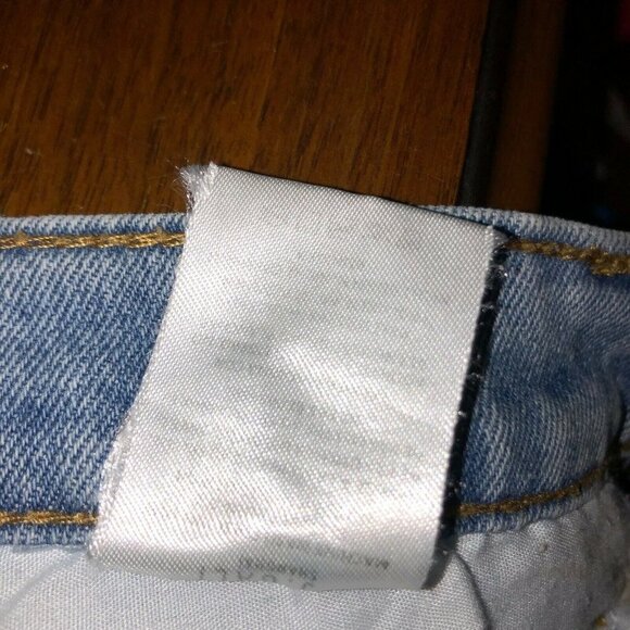 John J Galt Womens Size 5 Light Wash Blue Boot Cut Pockets Denim Jeans Distress - Picture 11 of 11